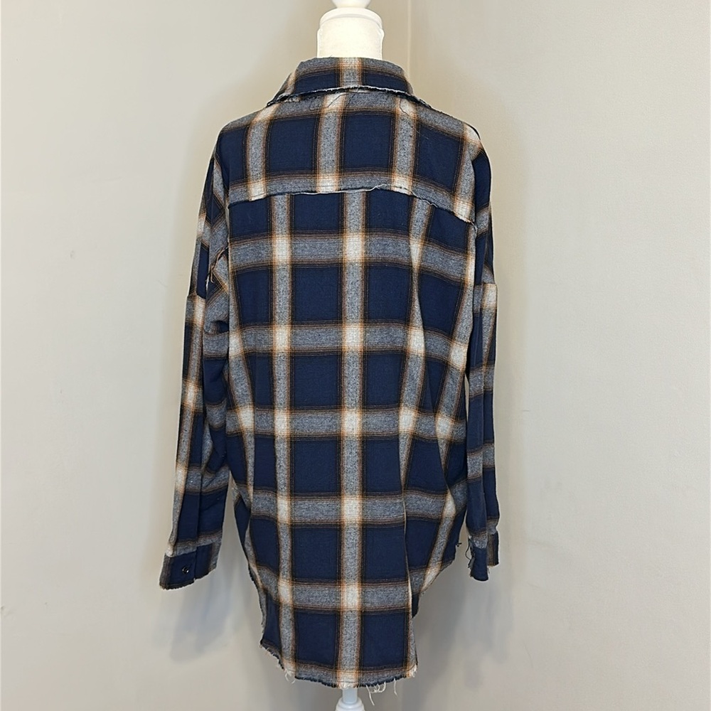 La Miel Plaid Button Down Shirt - Picture 2 of 5
